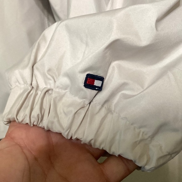 Tommy Hilfiger Gray/ tan  Golf Windbreaker Jacket - Picture 5 of 11